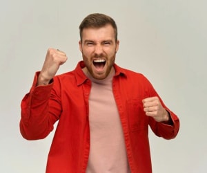 برای موفقیت در کار و زندگی این 8 رفتار را حذف کنید